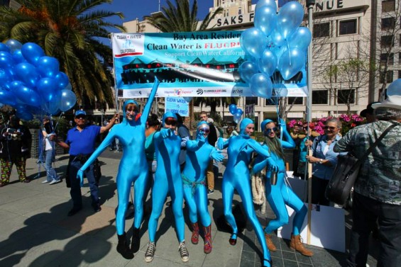 Henry Rodriguez and the Clean Water Girls in Union Square