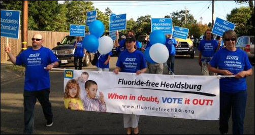 Fluoride-Free-Healdsburg marches in the 2014 Healdsburg Twilight Parade. Photo: Dr. Laura Gaeta Wilson